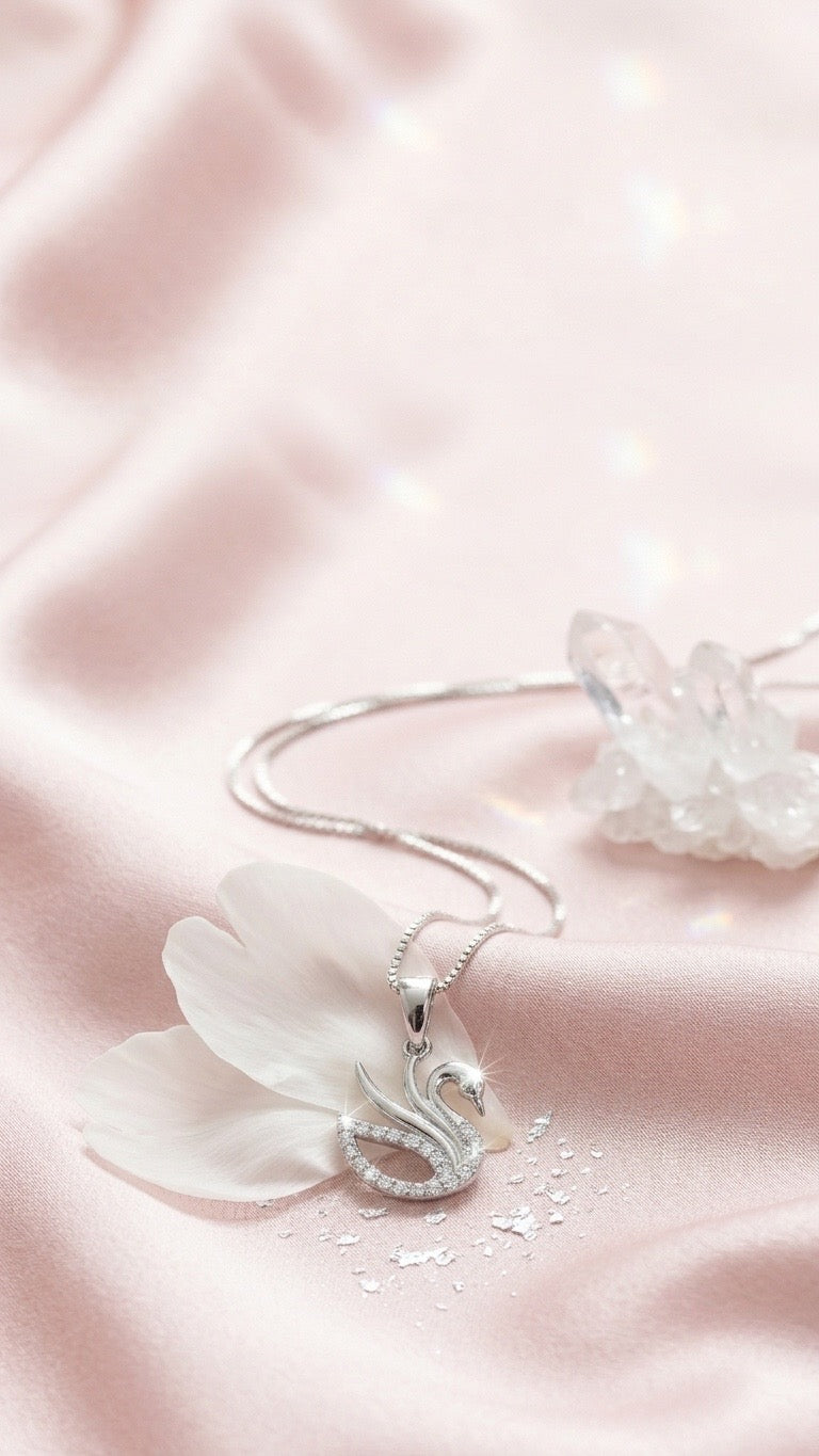 92.5 Silver Swan Pendant (Without Chain)