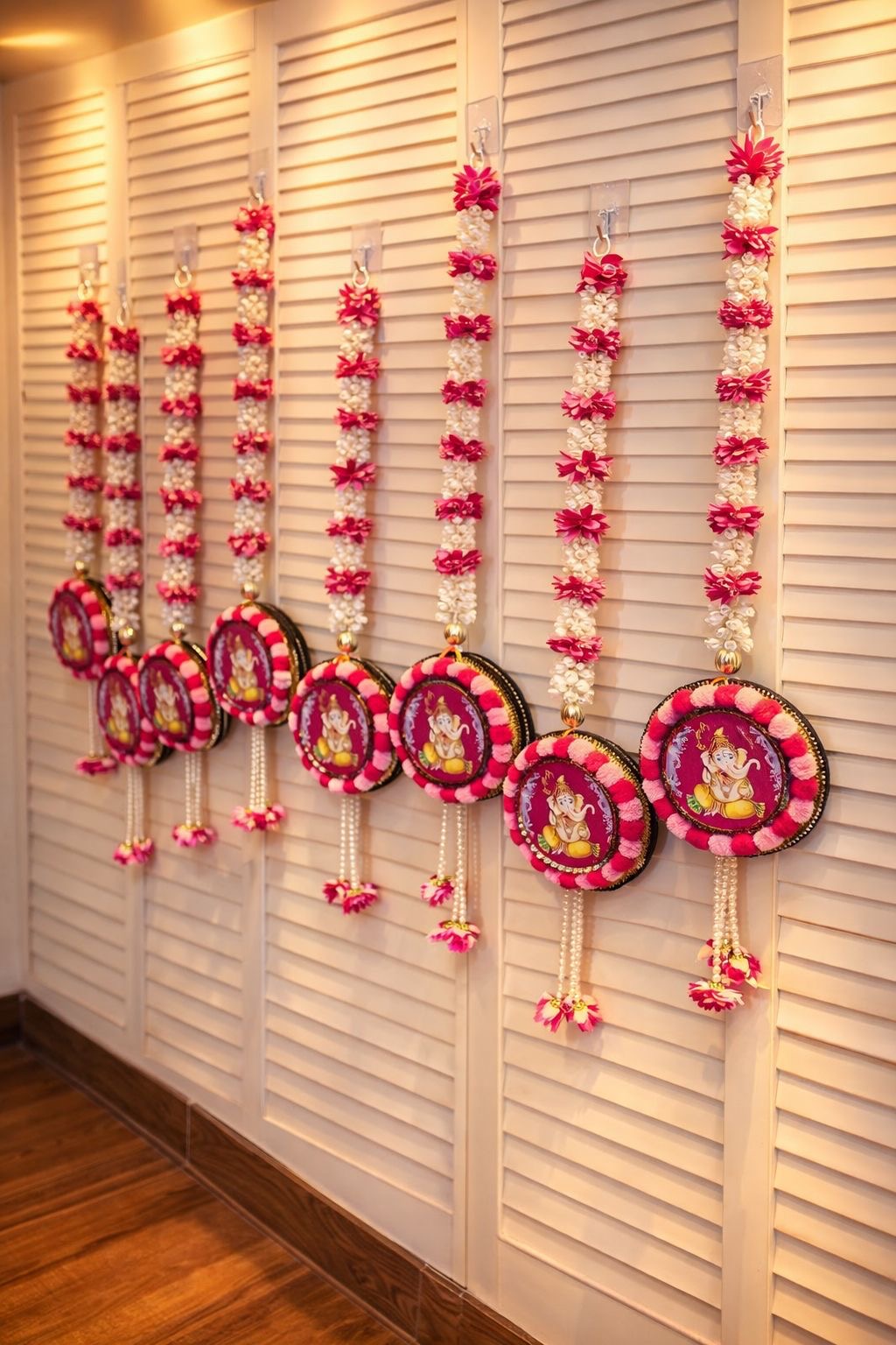 Mogra Ganesha Luxe Hanging Set (6 Hangings)